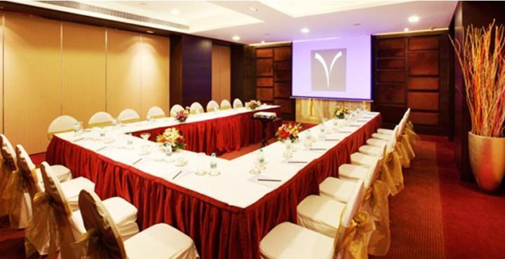 Yogi Executive, Navi Mumbai Hotell Exteriör bild