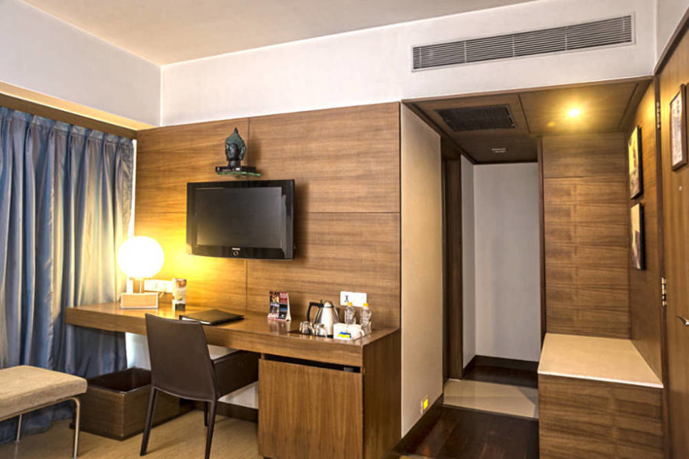 Yogi Executive, Navi Mumbai Hotell Exteriör bild